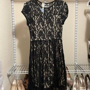 Black lace dress size lx new with tags